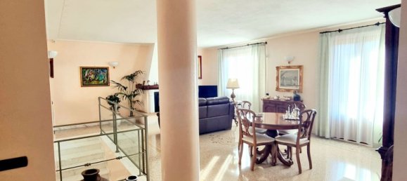 6غرفة فيلا في Vezzi Portio, Italy رقم 170803 15