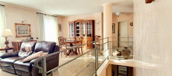 6غرفة فيلا في Vezzi Portio, Italy رقم 170803 36