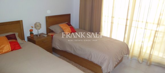 2 bedrooms Apartment in Saint Julian's, Malta No. 3440 5