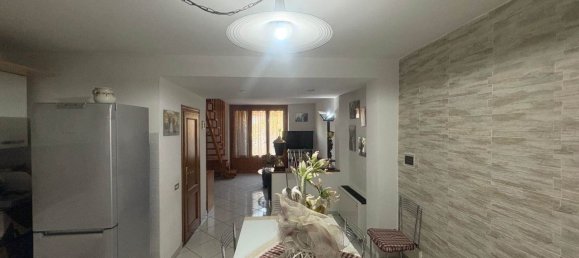 5 bedrooms Apartment in Certaldo, Italy No. 335609 3