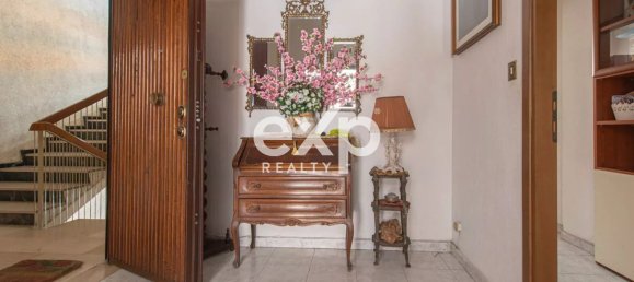 3 bedrooms Apartment in Rome, Italy No. 295123 3