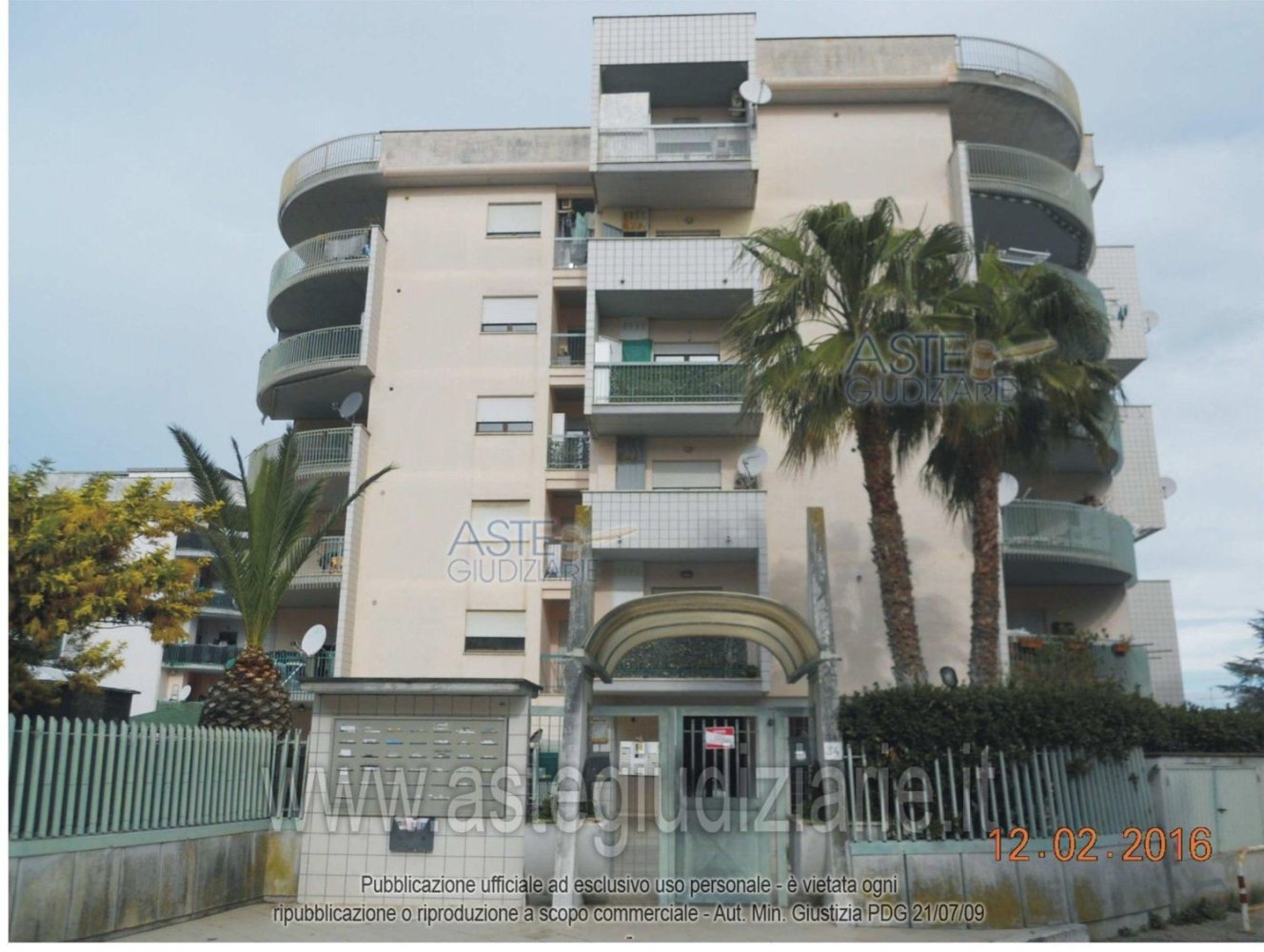 Дом с 11 комнатами в Анцио, Италия № 99219