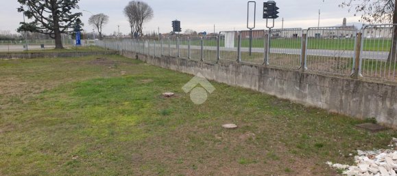 3800m² Land in Urgnano, Italy No. 172059 7