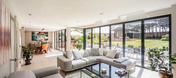 4 bedrooms House in Rochester, United Kingdom No. 10389 8