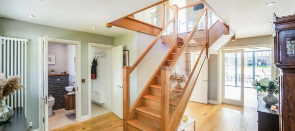 4 bedrooms House in Rochester, United Kingdom No. 10389 10