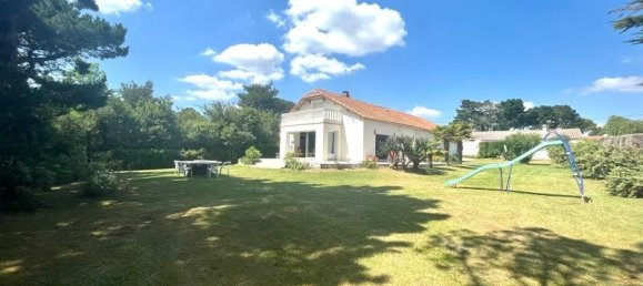 Дом с 4 спальнями в Ле Мутье-ан-Рец, Франция № 99415 2