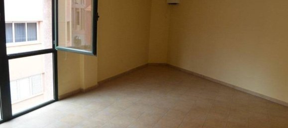 3964m² Commercial property in Santa Lucia De Tirajana, Spain No. 34521 5