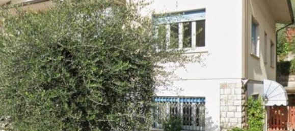 7 rooms Villa in Montecatini Terme, Italy No. 38158 3