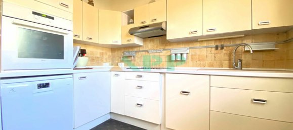 Casa de 3 dormitorios en Juvisy-sur-Orge, France No. 175888 4