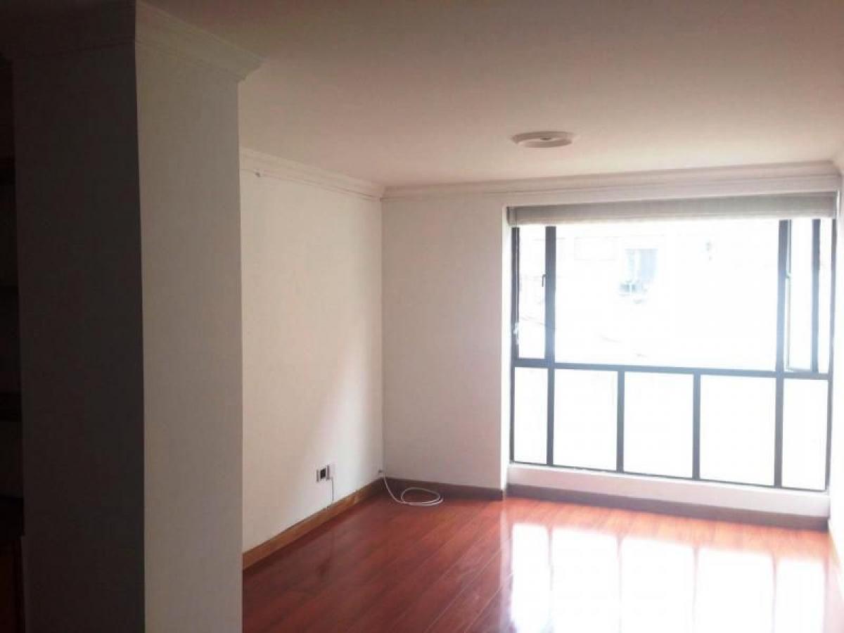 2 bedrooms House in Bogota, Colombia No. 10630