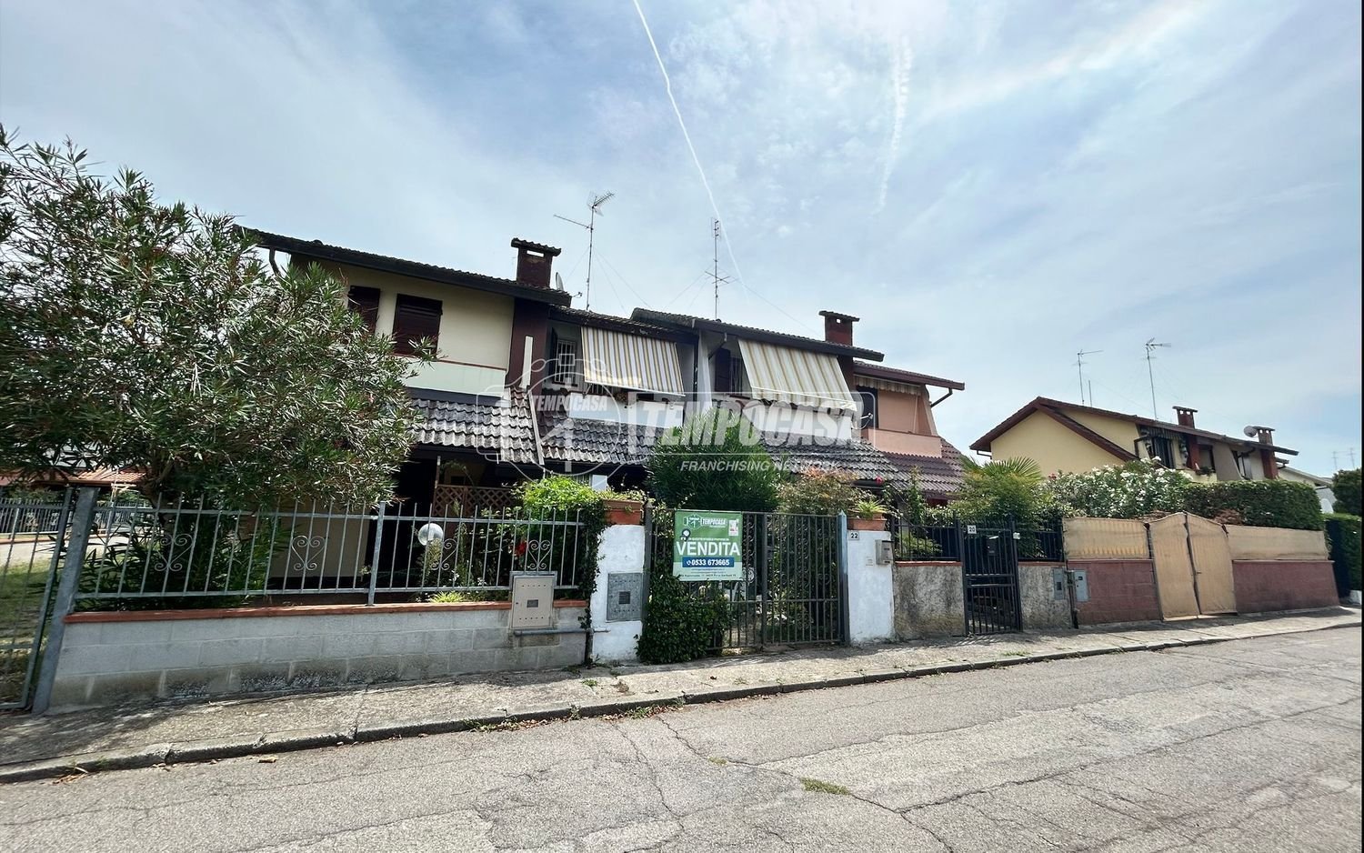 3 rooms Duplex in Comacchio, Italy No. 277593