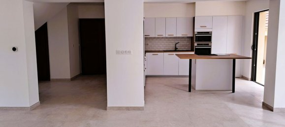 5 chambres Maison à Sens, France No. 350706 16