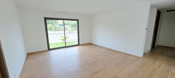 5 chambres Maison à Sens, France No. 350706 4