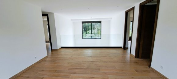 5 chambres Maison à Sens, France No. 350706 8