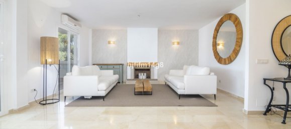 4 bedrooms Penthouse in Marbella, Spain No. 149826 5