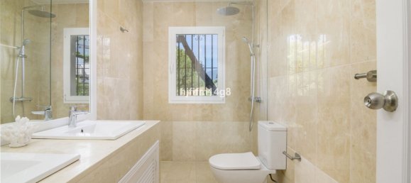 4 bedrooms Penthouse in Marbella, Spain No. 149826 15