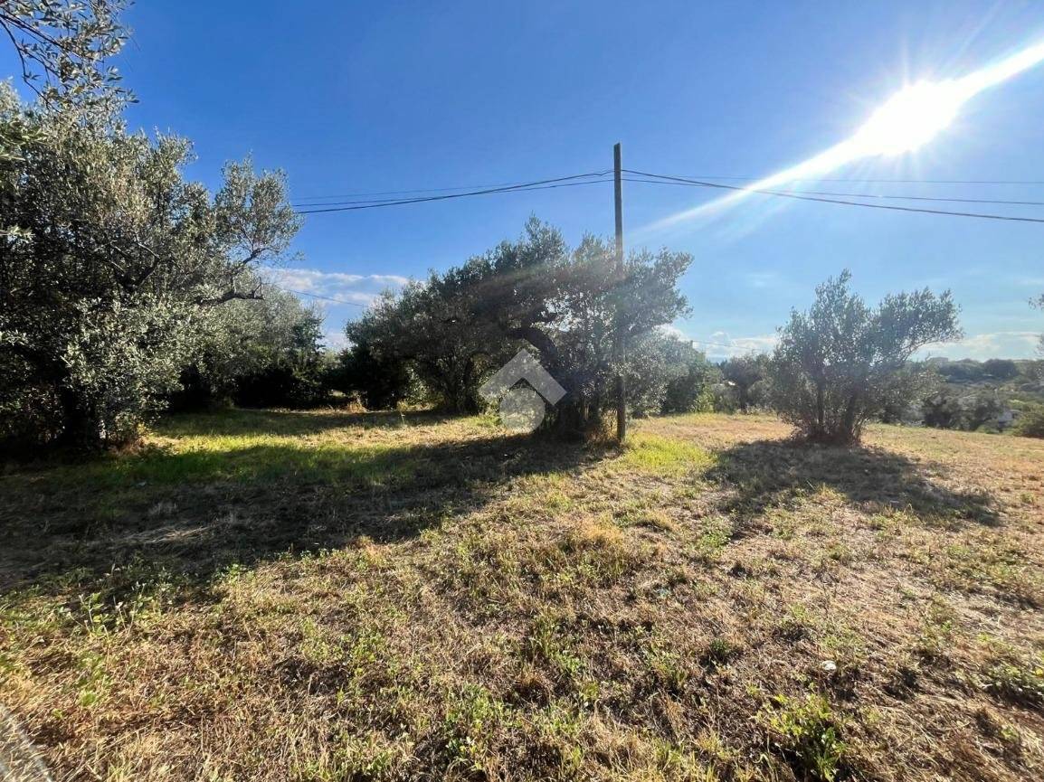 Grundstück in Lanciano, Italy 2750m², Nr. 283477