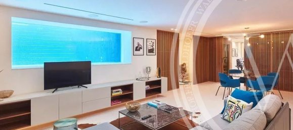 5 bedrooms Villa in Cannes, France No. 246469 16