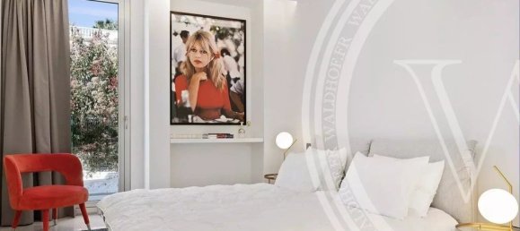 5 bedrooms Villa in Cannes, France No. 246469 15