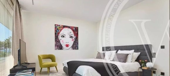 5 bedrooms Villa in Cannes, France No. 246469 13