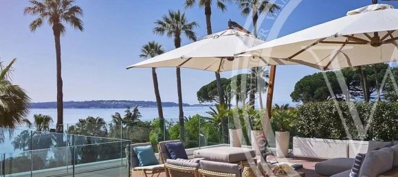 5 bedrooms Villa in Cannes, France No. 246469 4