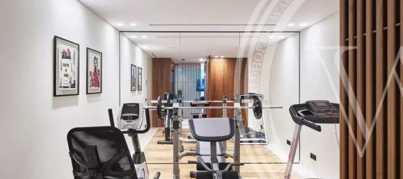 5 bedrooms Villa in Cannes, France No. 246469 17