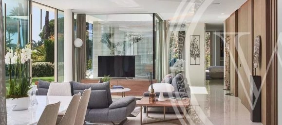 5 bedrooms Villa in Cannes, France No. 246469 6