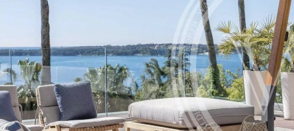 5 bedrooms Villa in Cannes, France No. 246469 5