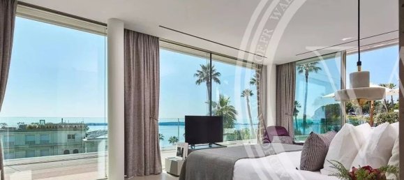 5 bedrooms Villa in Cannes, France No. 246469 8