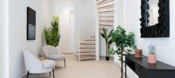 5 bedrooms Villa in Altea, Spain No. 13115 15