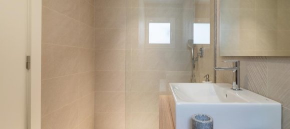 5 bedrooms Villa in Altea, Spain No. 13115 17