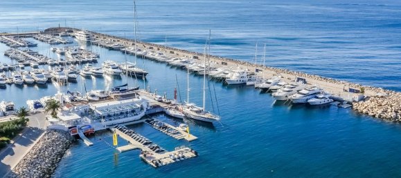 5 bedrooms Villa in Altea, Spain No. 13115 3