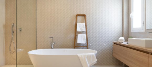 5 bedrooms Villa in Altea, Spain No. 13115 22