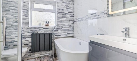 3 bedrooms House in Watford, United Kingdom No. 6044 27