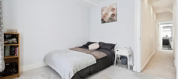 3 bedrooms House in Watford, United Kingdom No. 6044 17