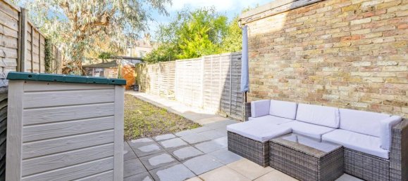 3 bedrooms House in Watford, United Kingdom No. 6044 28