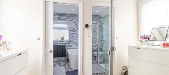 3 bedrooms House in Watford, United Kingdom No. 6044 14