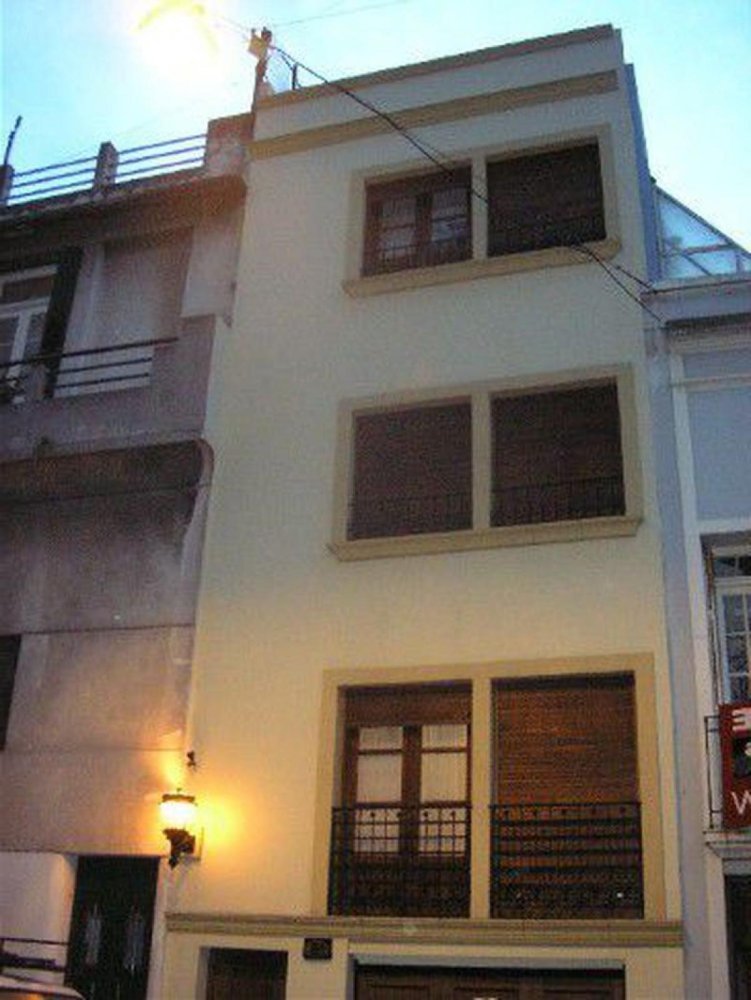 5 bedrooms House in Buenos Aires, Argentina No. 68863