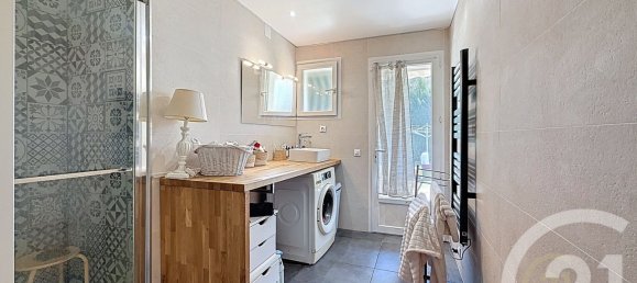 2 bedrooms Apartment in Antibes, France No. 283877 8