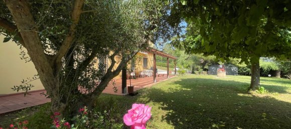 9 bedrooms House in Offagna, Italy No. 331705 5