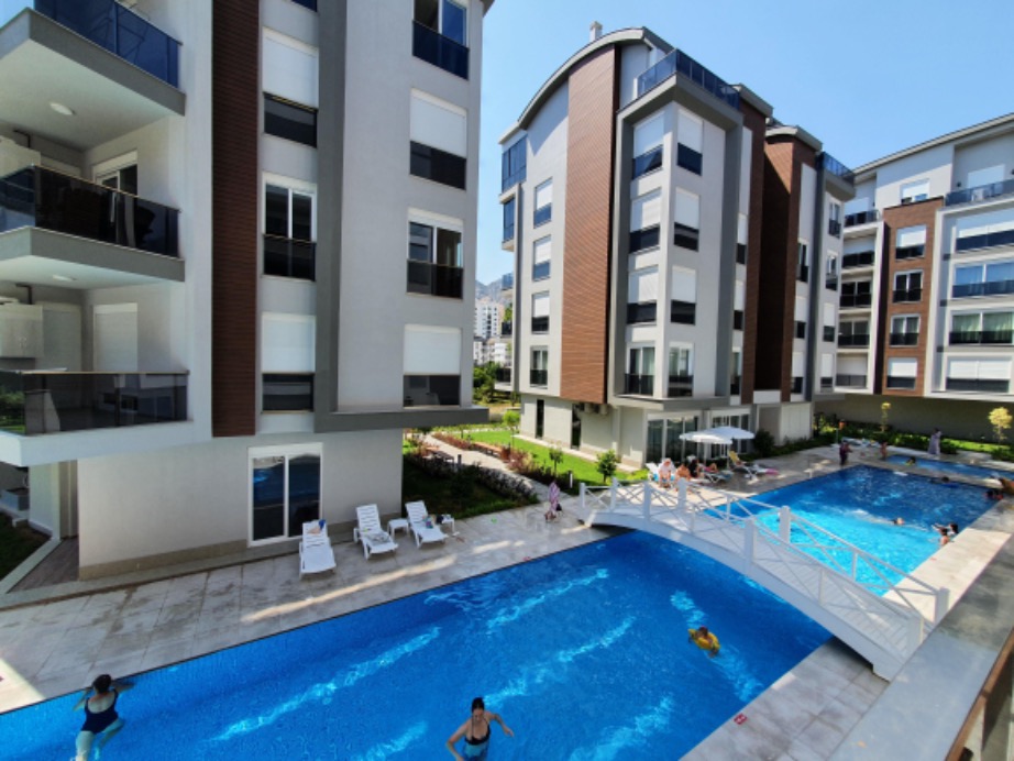 Квартира 1+1 в Анталья, Турция № 27742