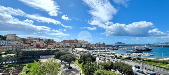 2 Schlafzimmer Wohnung in Pozzuoli, Italy, Nr. 373317 2