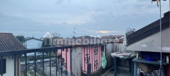 Apartamento de 2 dormitorios en Romano di Lombardia, Italy No. 115441 28