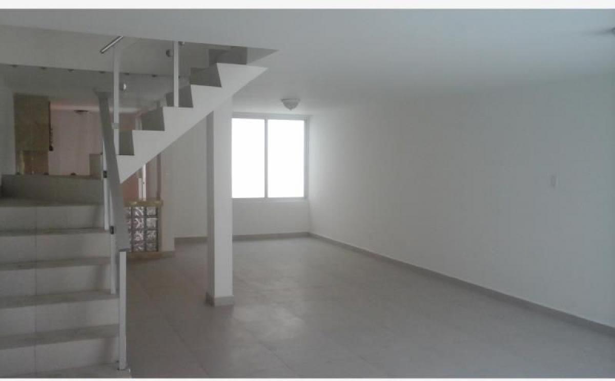 Casa de 4 dormitorios en Tlalnepantla, Mexico No. 216747