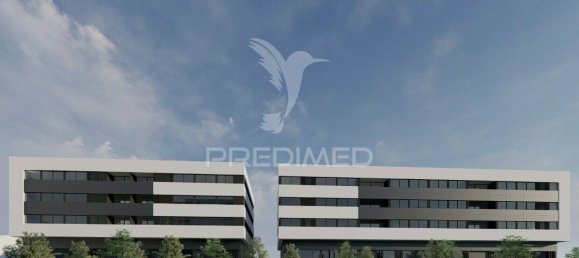 90m² Commercial property in Fanzeres, Portugal No. 61928 4