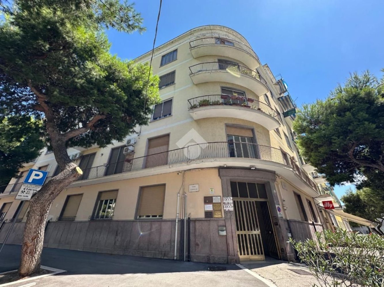 4-salle Appartement à Foggia, Italy No. 264941