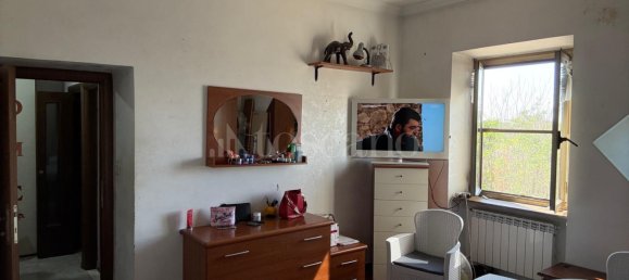 Studio in Rome, Italy No. 261060 8