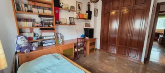 Apartamento de 4 dormitorios en Badajoz, Spain No. 180085 27