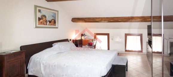 Дом с 4 комнатами в Карпи, Италия № 35973 36