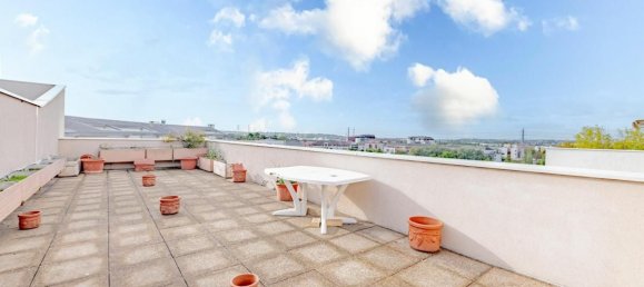 Dúplex de 3 dormitorios en Creteil, France No. 163941 4